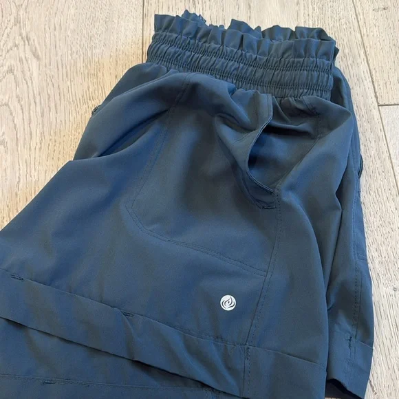 Apana Yoga Paperbag Waist Shorts in Size Large - Picture 8 of 10